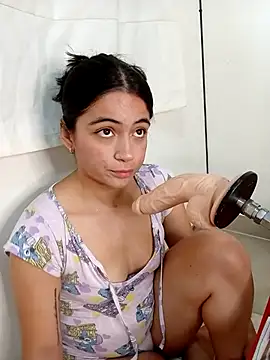 Mariian Zeller online show from April 1, 1:41 pm