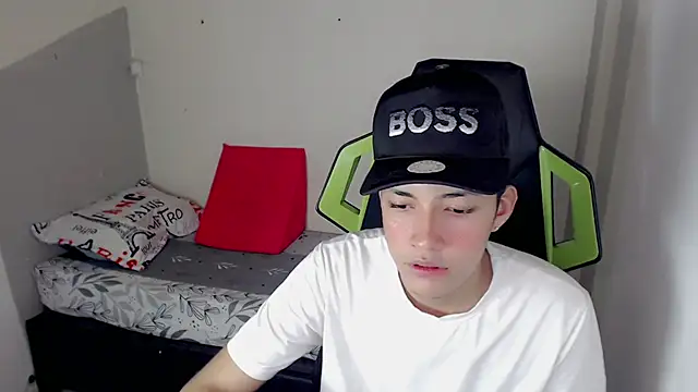 Street poemm  online show from April 11, 8:13 pm