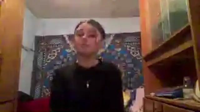 SunnyServano online show from April 23, 1:24 pm