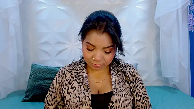 Snapshot of Elizabeth_Suan_ chatting on April 6, 12:06 pm Elizabeth Suan online show from April 6, 12:06 pm