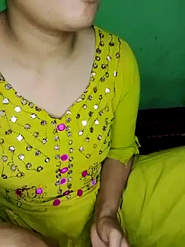 CollegeGrill online show from February 22, 9:19 am