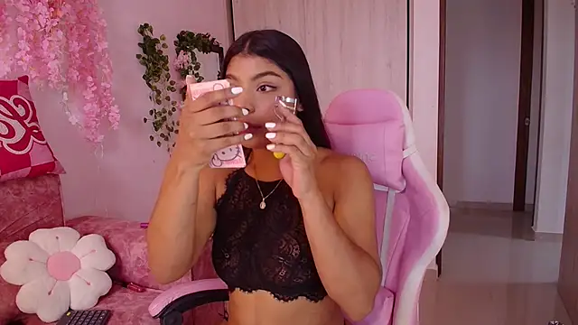 Snapshot of Ana__grace chatting on July 15, 2:22 pm Ana grace online show from July 15, 2:22 pm