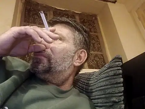 stud2512 online show from April 7, 9:26 pm