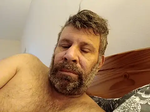 stud2512 online show from April 14, 6:08 am