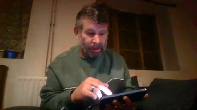 stud2512 online show from April 15, 8:09 pm