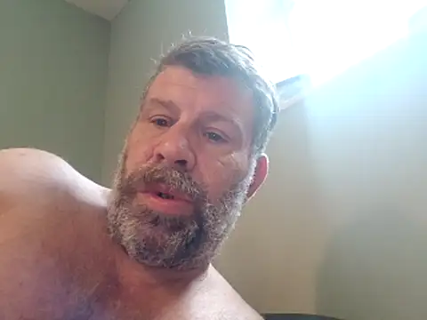 Snapshot of stud2512 chatting on May 29, 7:39 am stud2512 online show from May 29, 7:39 am