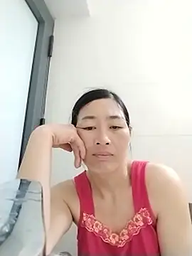 lris-Beauty77 online show from March 3, 11:10 pm