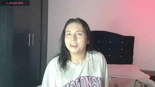 Ana  arms online show from April 27, 4:05 pm