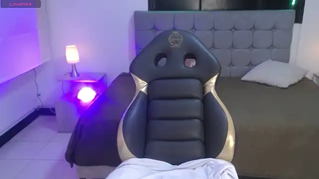 Wendy 1  online show from March 6, 3:03 am