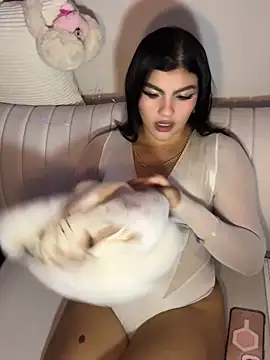 emilyRosett online show from April 7, 4:02 am