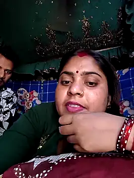 Snapshot of Aanushaka chatting on April 23, 4:57 am Aanushaka online show from April 23, 4:57 am