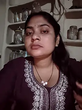 Snapshot of Aanushaka chatting on April 30, 12:06 am Aanushaka online show from April 30, 12:06 am