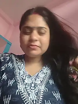 Snapshot of Aanushaka chatting on May 19, 4:52 am Aanushaka online show from May 19, 4:52 am