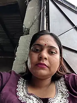 Snapshot of Aanushaka chatting on July 7, 10:08 am Aanushaka online show from July 7, 10:08 am