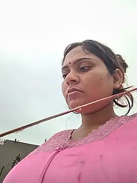 Snapshot of Aanushaka chatting on July 13, 11:46 am Aanushaka online show from July 13, 11:46 am
