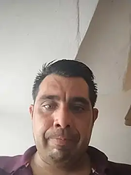 Snapshot of manuel4200 chatting on July 26, 12:41 am manuel4200 online show from July 26, 12:41 am
