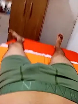 Snapshot of erotil_1 chatting on June 21, 12:08 pm erotil 1 online show from June 21, 12:08 pm