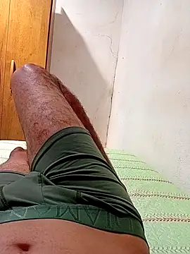 Snapshot of erotil_1 chatting on July 22, 4:10 pm erotil 1 online show from July 22, 4:10 pm