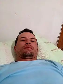 Snapshot of erotil_1 chatting on July 26, 11:17 am erotil 1 online show from July 26, 11:17 am