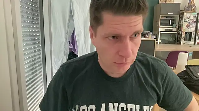 Minmoi1984 online show from March 9, 2:21 pm