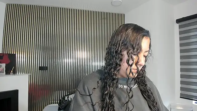 Snapshot of paulys_ chatting on June 26, 11:25 am paulys online show from June 26, 11:25 am