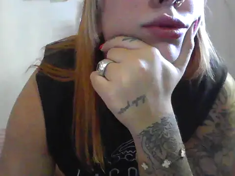 cielitolindo333 online show from March 9, 7:07 pm