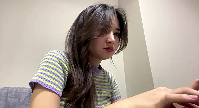 Snapshot of AleciaGeidner chatting on February 23, 7:11 pm AleciaGeidner online show from February 23, 7:11 pm