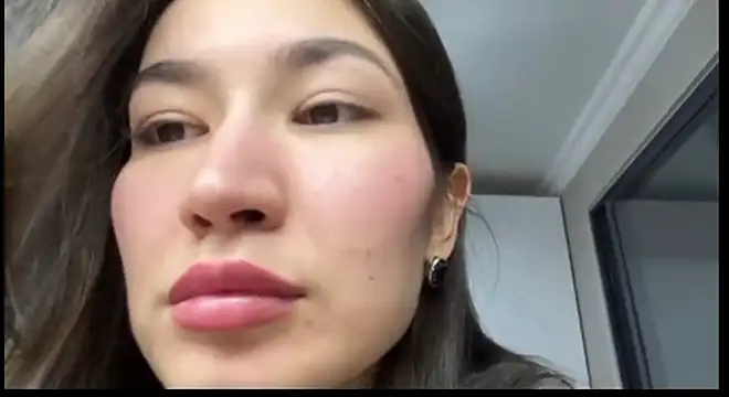 Snapshot of AleciaGeidner chatting on February 28, 4:19 pm AleciaGeidner online show from February 28, 4:19 pm