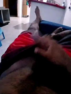 casadosafadoooo online show from February 23, 9:45 pm