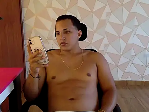 Sanxxx69 online show from February 21, 7:48 pm