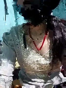 Snapshot of Sakshiverma chatting on March 22, 4:43 pm Sakshiverma online show from March 22, 4:43 pm