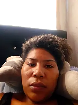 Snapshot of MarySweetieHot chatting on February 22, 2:26 pm MarySweetieHot online show from February 22, 2:26 pm