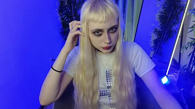 Snapshot of rraffaellka chatting on July 29, 9:46 pm rraffaellka online show from July 29, 9:46 pm