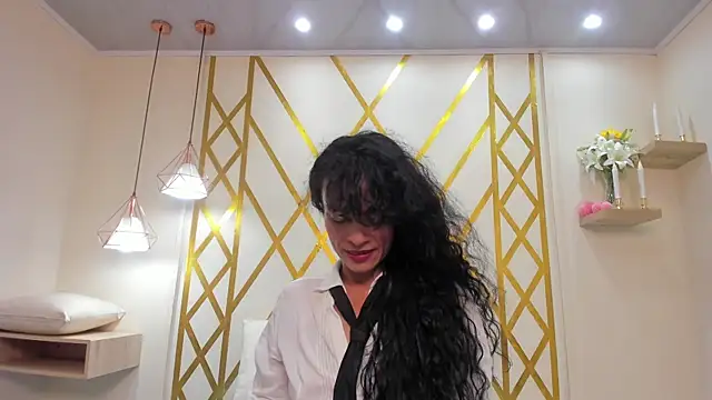 Becca Milf online show from April 10, 7:18 pm