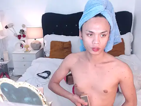 YzaHellsex online show from February 23, 4:15 pm