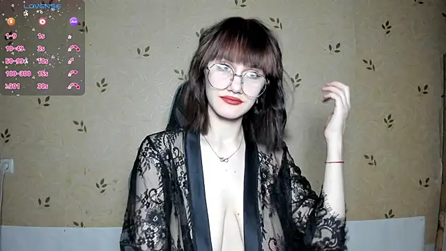 Snapshot of NicoleDaviss chatting on May 28, 7:22 pm NicoleDaviss online show from May 28, 7:22 pm