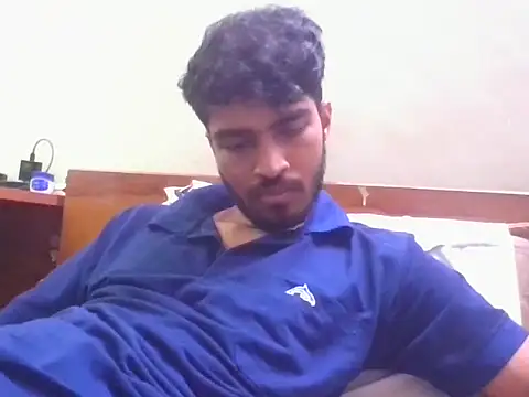 NikhilN247913 online show from April 5, 1:52 pm