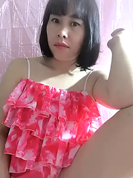 Snapshot of juicy-milu chatting on July 10, 8:40 am juicy-milu online show from July 10, 8:40 am