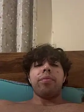 lucasmaxtoy online show from February 24, 6:06 pm