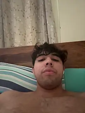 lucasmaxtoy online show from March 8, 9:24 am