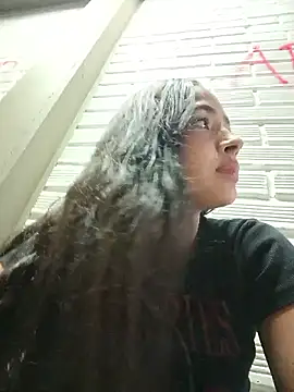 Snapshot of Sexy_cloe_outdoors chatting on February 27, 5:57 pm Sexy cloe outdoors online show from February 27, 5:57 pm