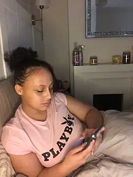 mayawesttt online show from April 14, 2:23 pm