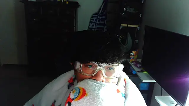 Snapshot of longlongsong chatting on February 28, 12:17 pm longlongsong online show from February 28, 12:17 pm