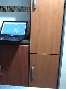 Snapshot of Holysh1t9 chatting on March 2, 5:08 am Holysh1t9 online show from March 2, 5:08 am