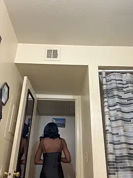 MidnightChanel online show from March 2, 8:15 pm