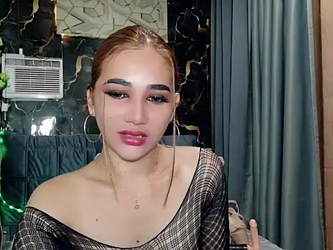 Snapshot of Demonsfuck chatting on July 9, 9:41 pm Demonsfuck online show from July 9, 9:41 pm