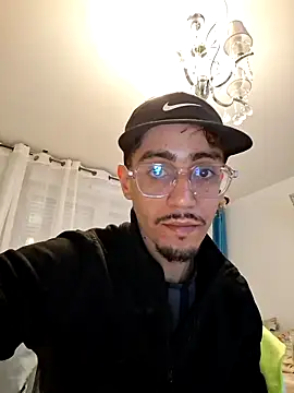 JestingSense online show from March 26, 8:36 pm