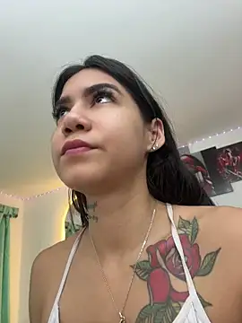 Snapshot of Pamela23x chatting on May 15, 1:18 pm Pamela23x online show from May 15, 1:18 pm