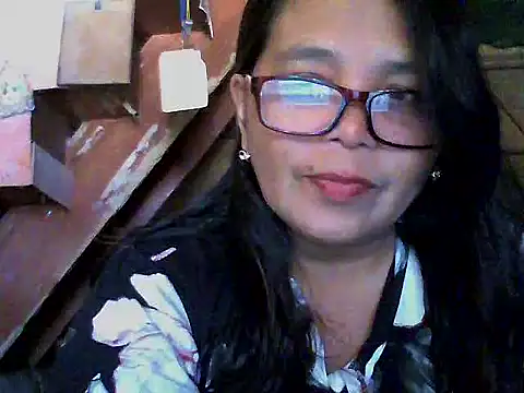 Flowerblossom123 online show from March 25, 4:29 am