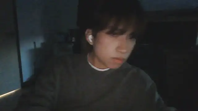 Ethangh001 online show from March 7, 1:57 am